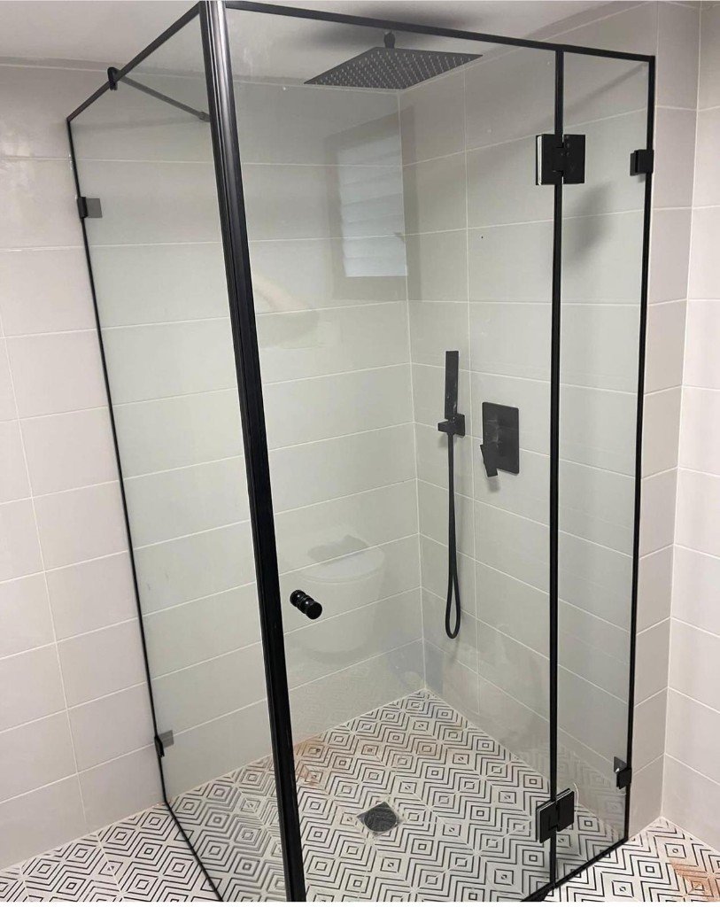 מקלחון זכוכית — גלריה