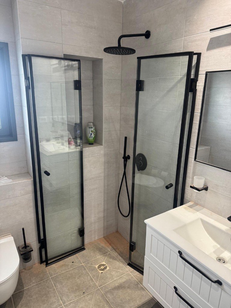 מקלחון זכוכית — גלריה