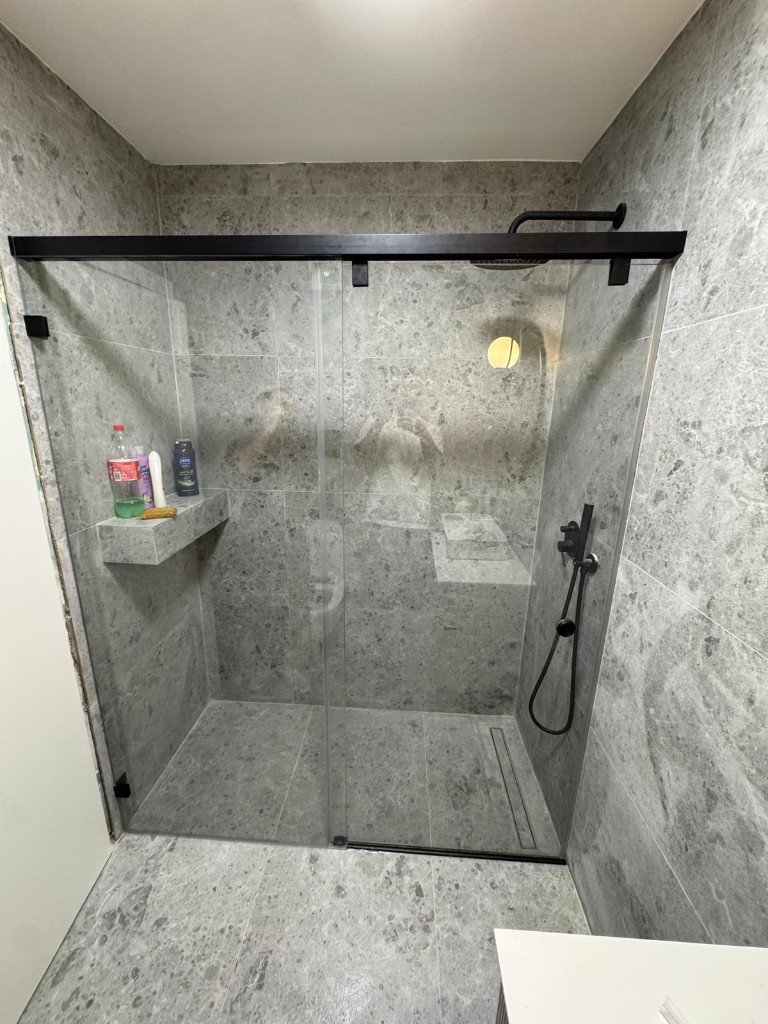 מקלחון זכוכית — גלריה